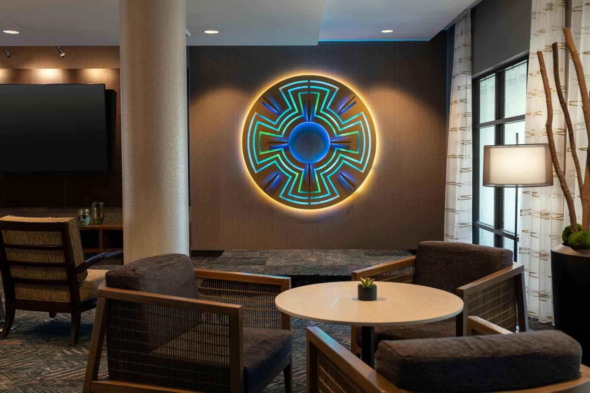 Courtyard By Marriott Scottsdale Salt River Exterior photo