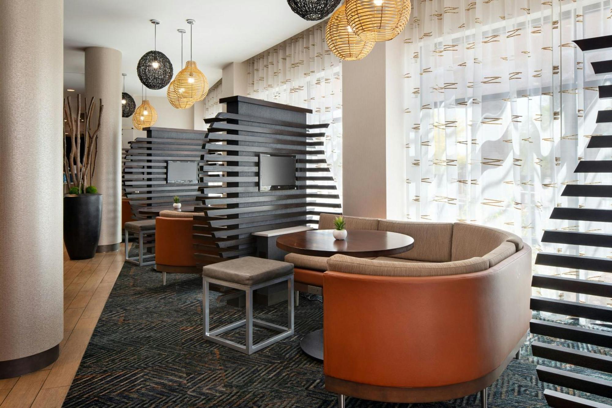 Courtyard By Marriott Scottsdale Salt River Exterior photo