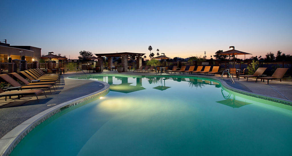 Courtyard By Marriott Scottsdale Salt River Exterior photo